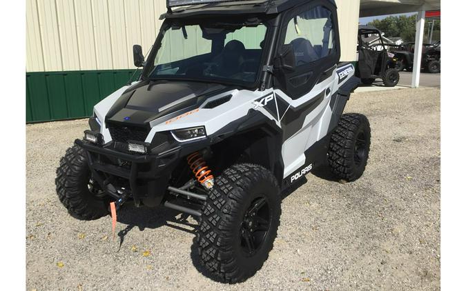 2022 Polaris Industries GENERAL XP 1000 Deluxe RIDE COMMAND Ghost White