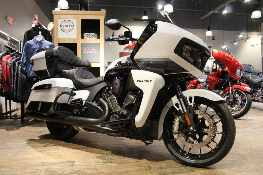 2025 Indian Motorcycle® Pursuit Dark Horse®