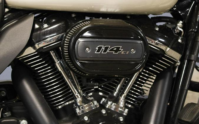 2022 Harley-Davidson® FLHXS - Street Glide® Special