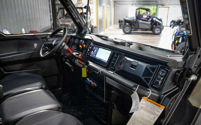 2026 Can-Am Defender MAX Limited HD11