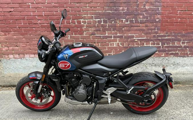 2026 Triumph TRIDENT 660 TRIPLE TRIBUTE EDITION