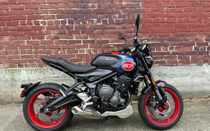 2026 Triumph TRIDENT 660 TRIPLE TRIBUTE EDITION