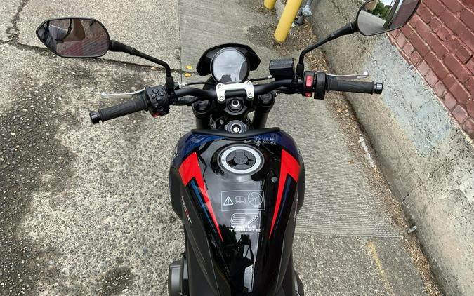 2026 Triumph TRIDENT 660 TRIPLE TRIBUTE EDITION