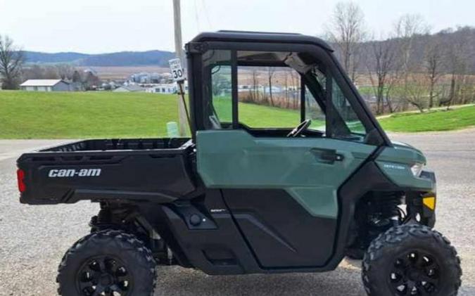 2026 Can-Am® Defender DPS CAB HD9 Compass Green