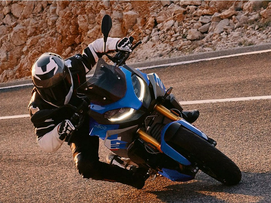 2024 BMW F 900 XR