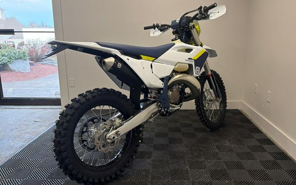 2025 Husqvarna Motorcycles TE 150