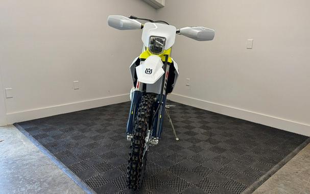 2025 Husqvarna Motorcycles TE 150