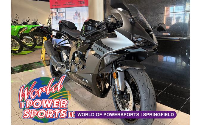 2026 Kawasaki NINJA ZX 6R BASE