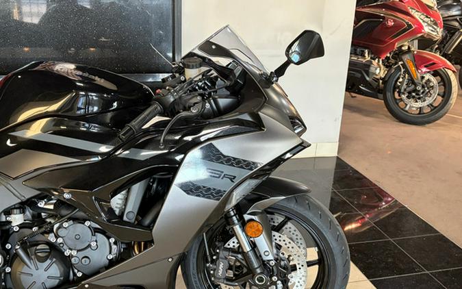 2026 Kawasaki Ninja ZX-6R Base