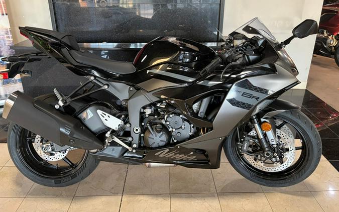 2026 Kawasaki Ninja ZX-6R Base