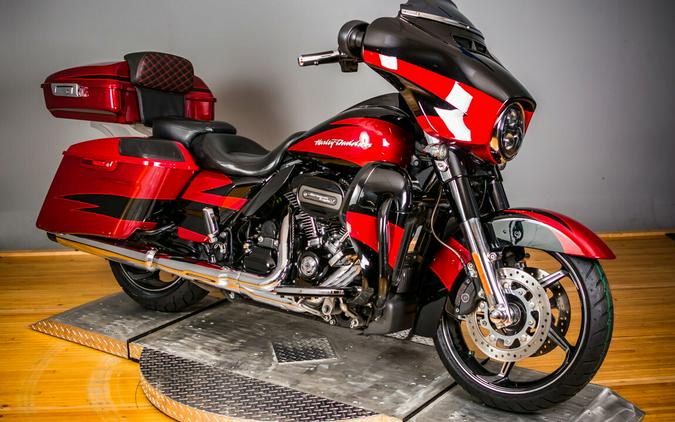 2017 Harley-Davidson CVO Street Glide