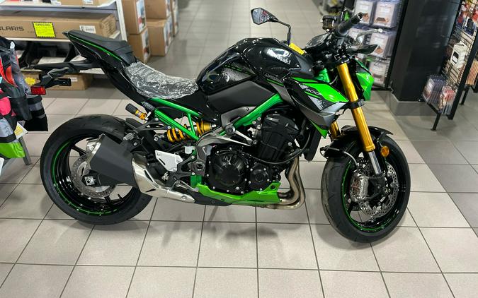 2024 Kawasaki Z900 SE ABS