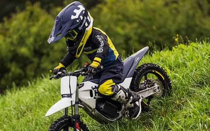 2025 Husqvarna EE 2