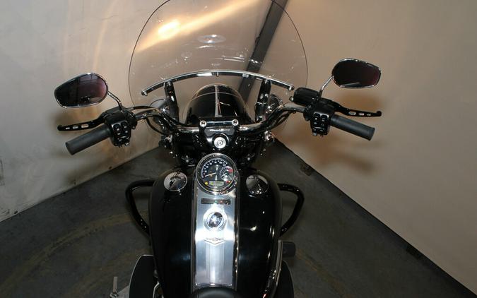 2022 Harley-Davidson Police Road King Grand American Touring FLHP