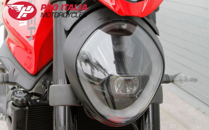 2024 Ducati Monster Plus