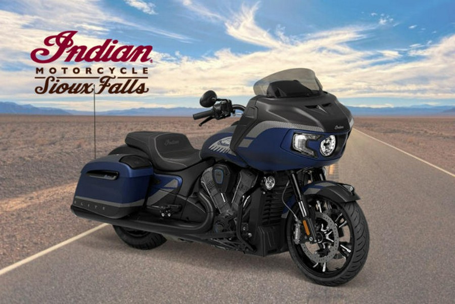 2023 Indian Motorcycle® Challenger® Elite Sapphire Blue Smoke