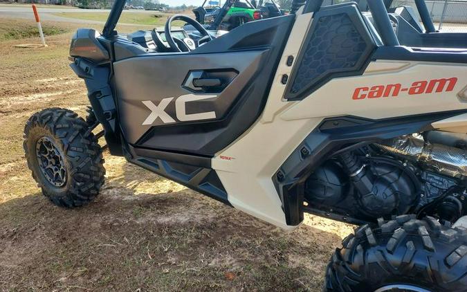 2023 Can-Am® Maverick Sport X xc 1000R