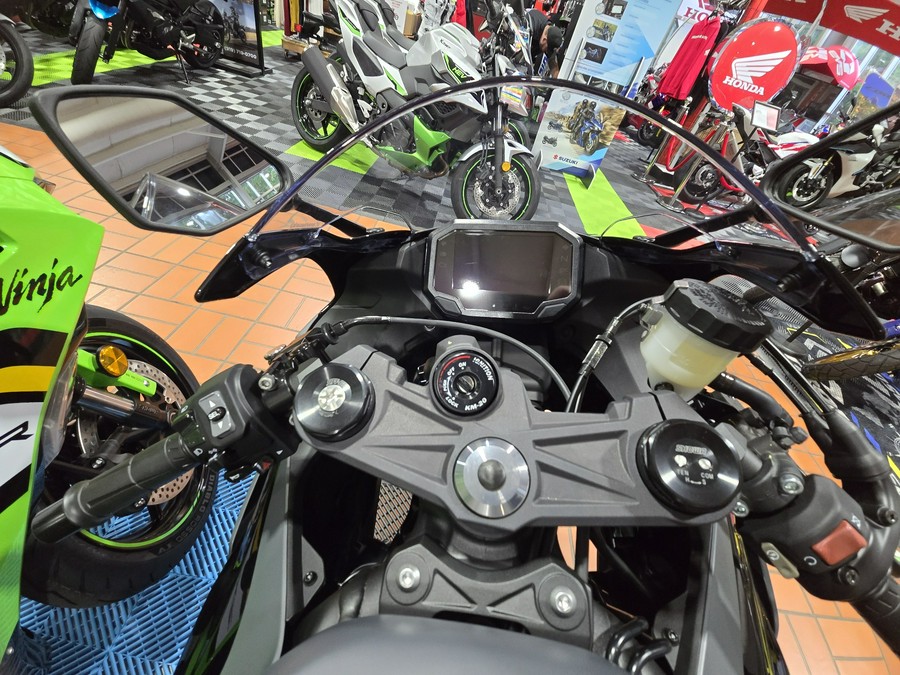 2025 Kawasaki Ninja ZX-6R ABS