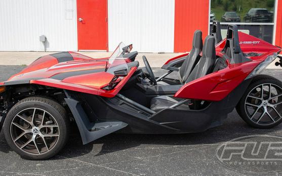 2017 Polaris Slingshot SLINGSHOT SL Sunset Red