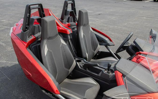 2017 Polaris Slingshot SLINGSHOT SL Sunset Red