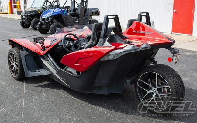 2017 Polaris Slingshot SLINGSHOT SL Sunset Red