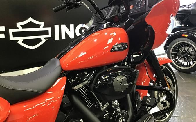 2026 Harley-Davidson® Road Glide® Blood Orange - Black