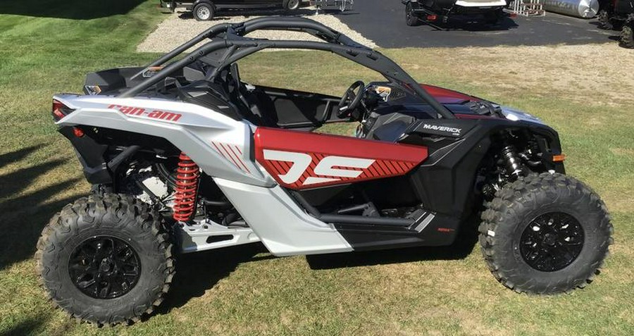 2024 Can-Am® Maverick X3 DS Turbo Fiery Red & Hyper Silver