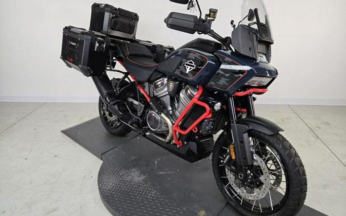 2025 Harley-Davidson® CVO™ Pan America®