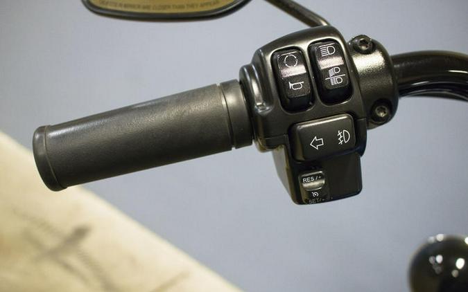 2024 Harley-Davidson® FLHCS - Heritage Classic