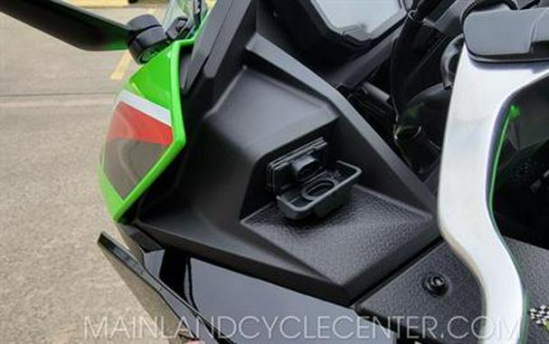 2024 Kawasaki Ninja 500 KRT Edition SE ABS