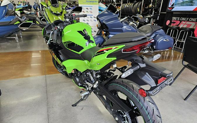 2024 Kawasaki Ninja 500 KRT Edition SE ABS