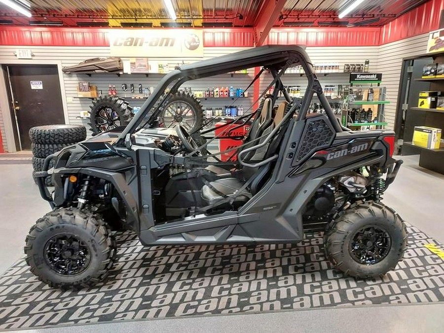 2023 Can-Am® Maverick Trail DPS 700