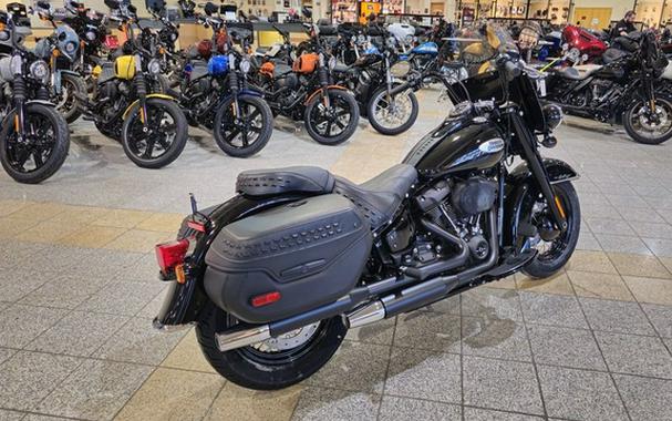 2024 Harley-Davidson Softail FLHCS - Heritage Classic