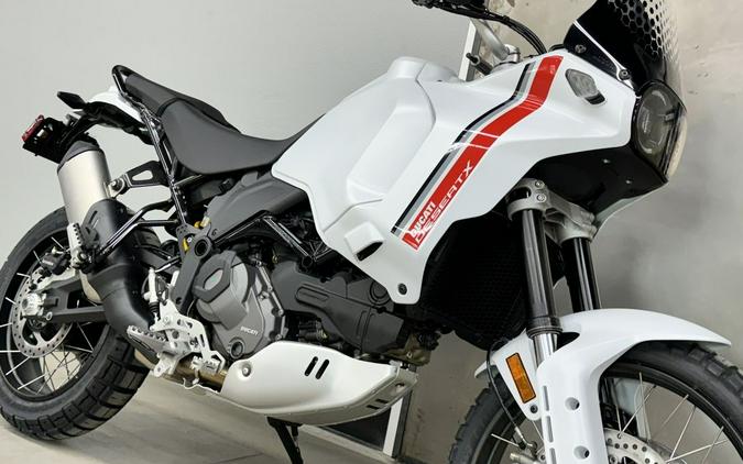 2023 Ducati DesertX Star White Silk