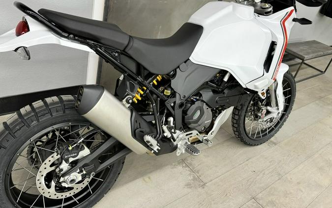 2023 Ducati DesertX Star White Silk