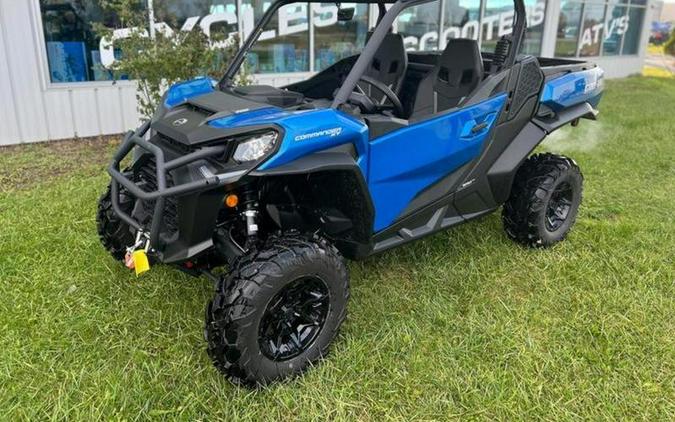 2023 Can-Am® Commander XT 700