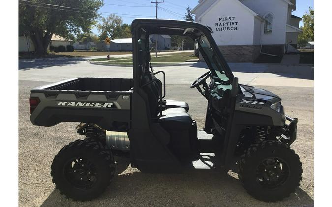 2022 Polaris Industries RANGER XP 1000 Premium Matte Titanium