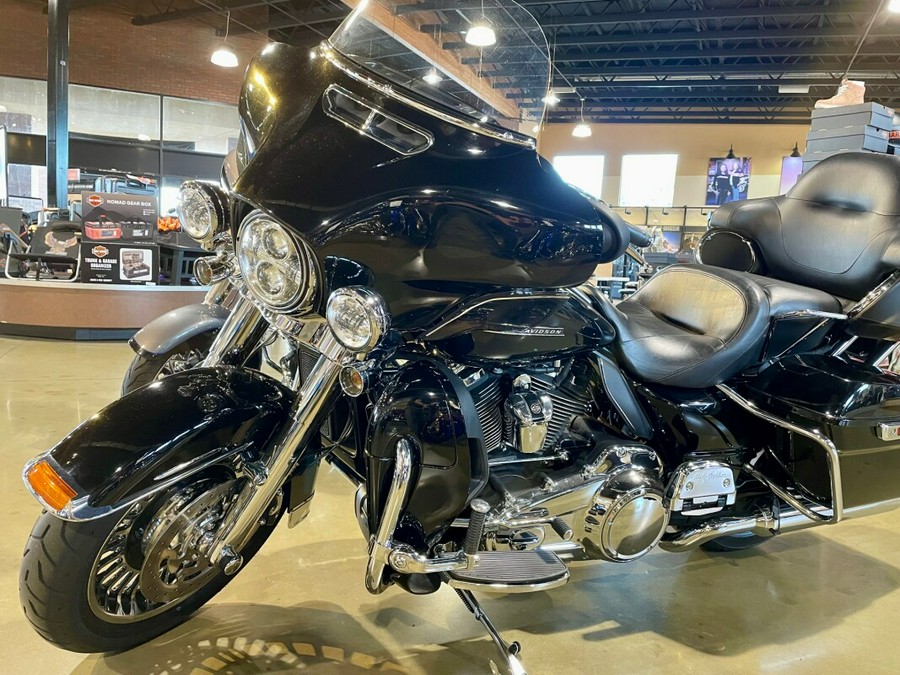 FLHTK 2018 Ultra Limited