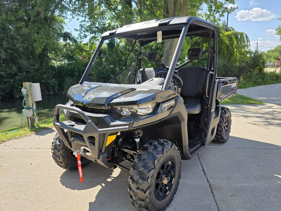 2026 Can-Am Defender XT HD9