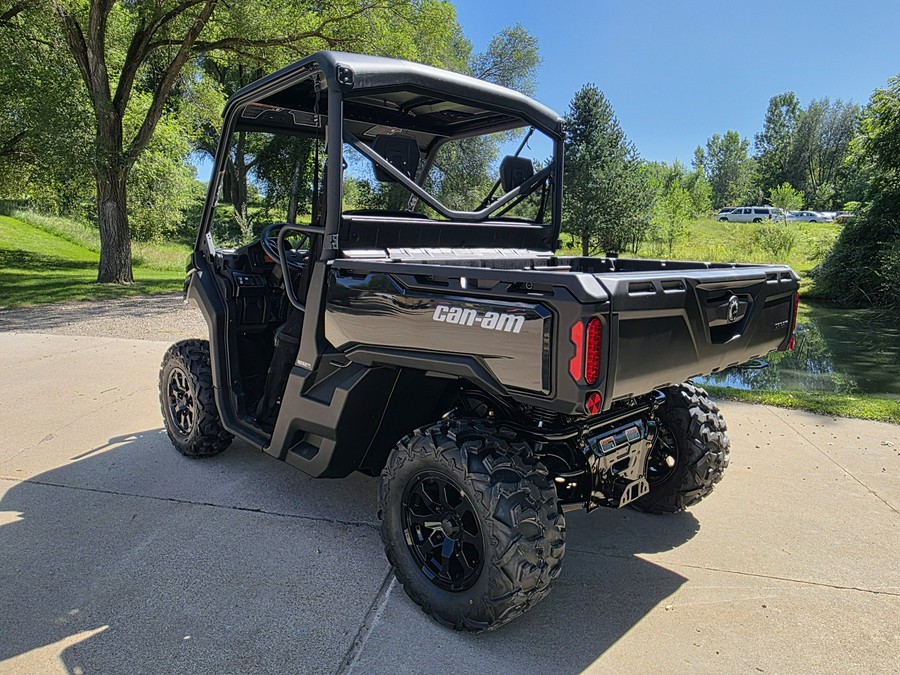 2026 Can-Am Defender XT HD9