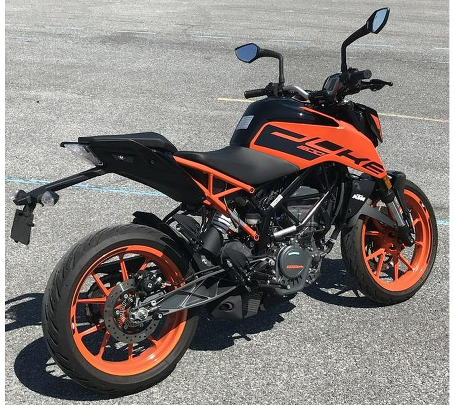 2021 KTM 200 Duke