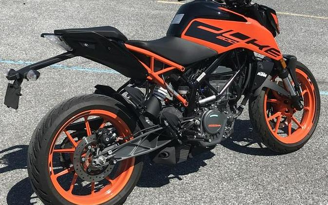 2021 KTM 200 Duke