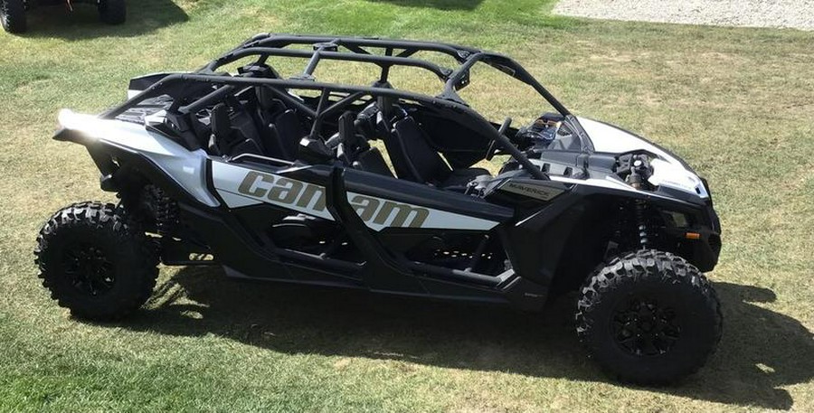 2024 Can-Am® Maverick X3 MAX DS Turbo RR Catalyst Gray