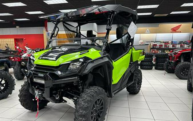 2023 Honda Pioneer 1000 Deluxe