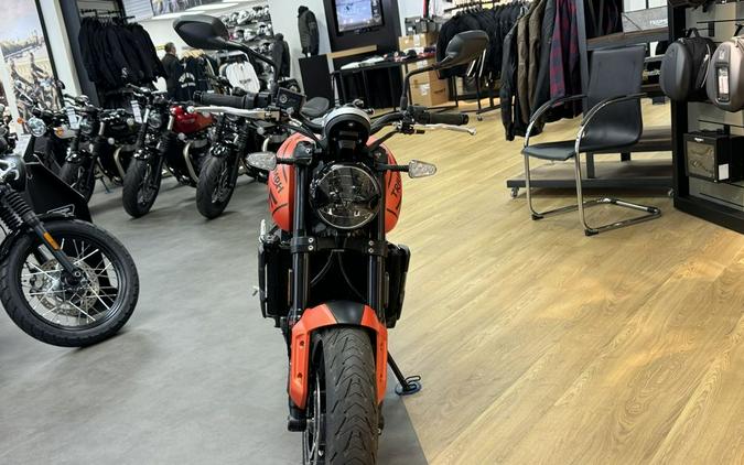 2023 Triumph Trident 660 Matte Baja Orange / Matte Storm Grey