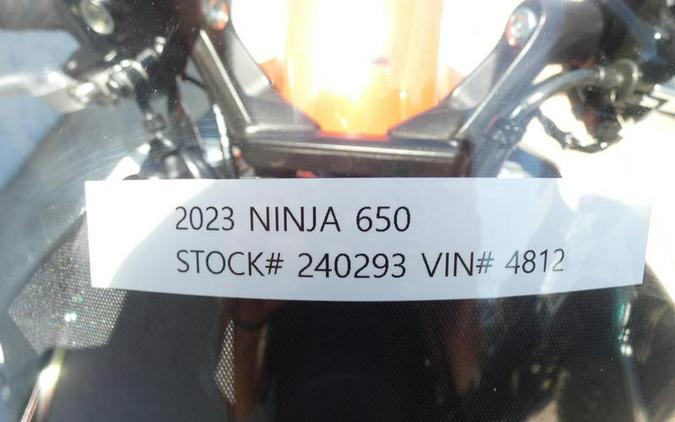 2023 Kawasaki Ninja® 650 Metallic Matte Graphenesteel Gray/Ebony