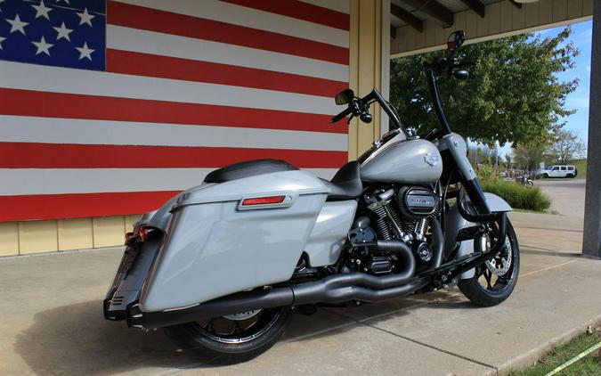 2025 Harley-Davidson® FLHRXS - Road King® Special