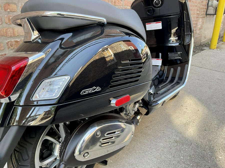 2024 Vespa GTS Super 300