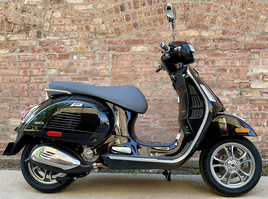 2024 Vespa GTS Super 300