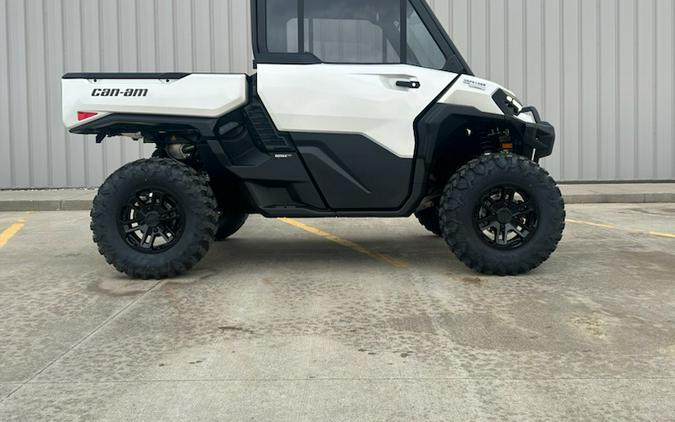 2026 Can-Am Defender Limited HD11